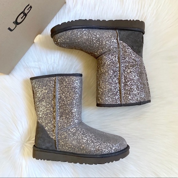 UGG Classic Short II Foil Glam Boots - Picture 2 of 7